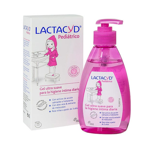 Ультранежный гель для ежедневной интимной гигиены 200 мл Lactacyd косметика для мамы lactacyd для ежедневной интимной гигиены нежный мусс 150 мл
