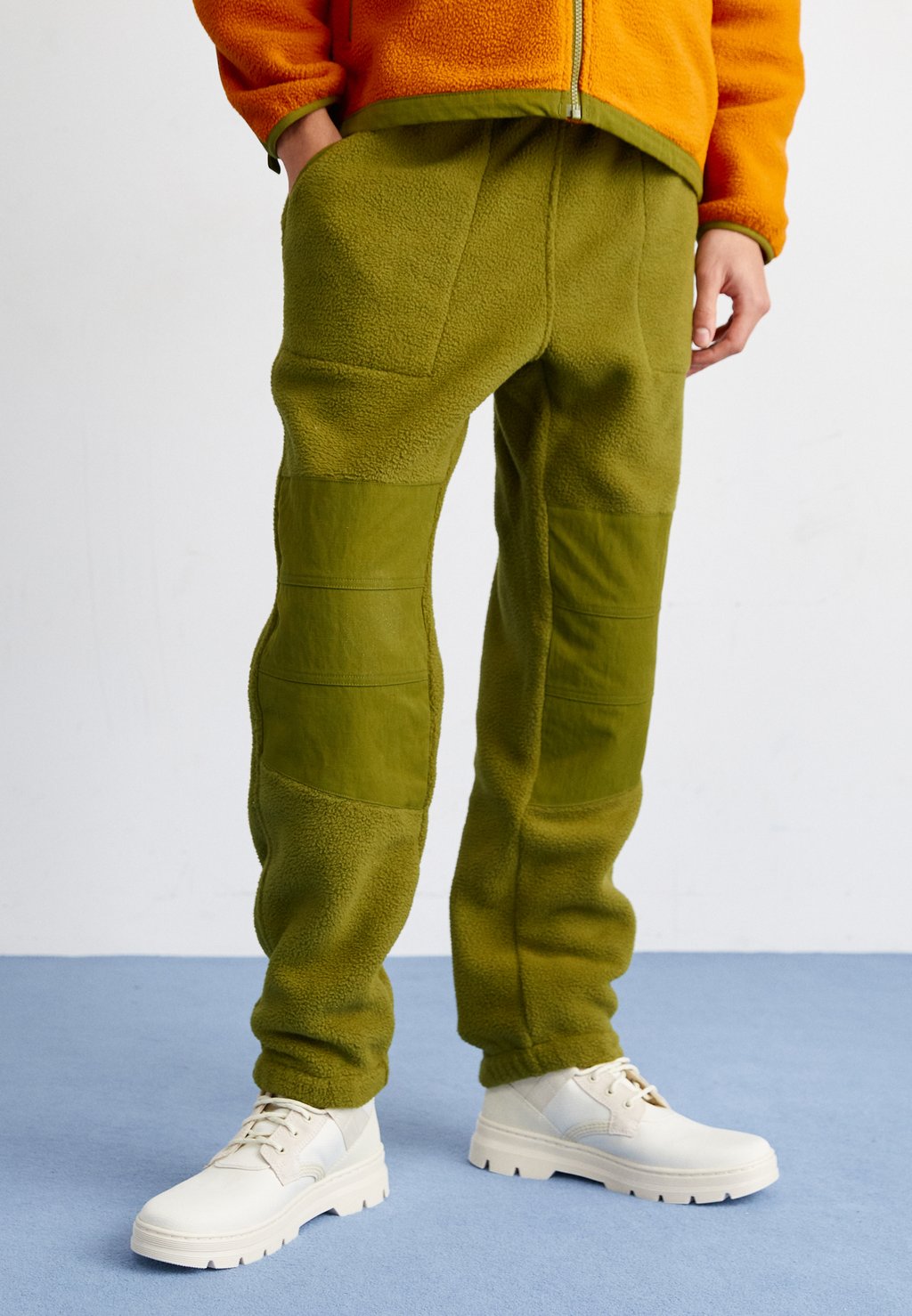 Спортивные брюки Denali Pant The North Face, цвет forest olive