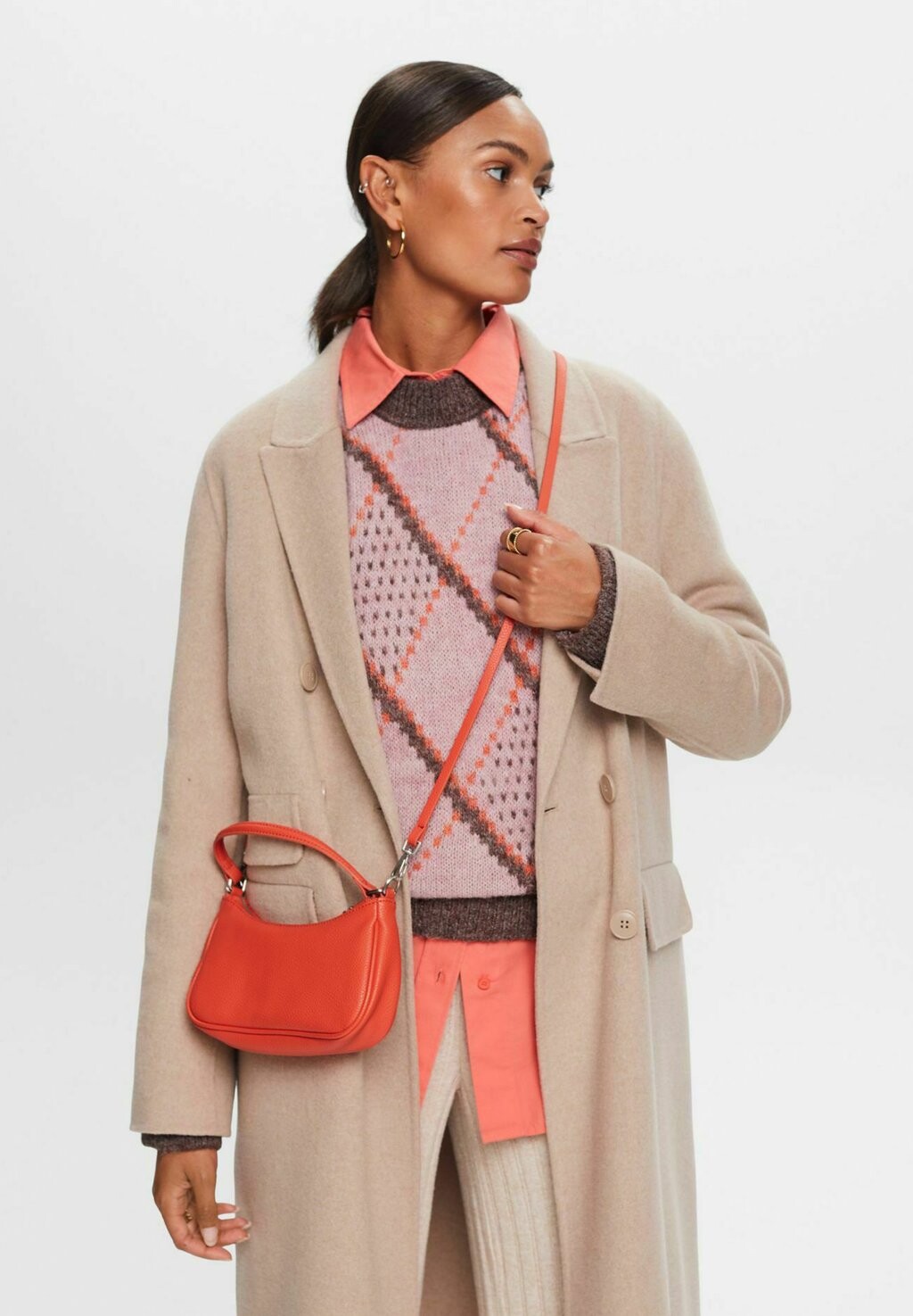 

Сумка Esprit ОЛИВКОВЫЙ БАГЕТ, цвет bright orange