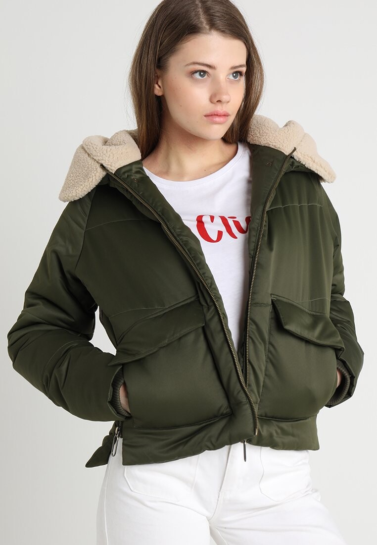 

Зимняя куртка Urban Classics