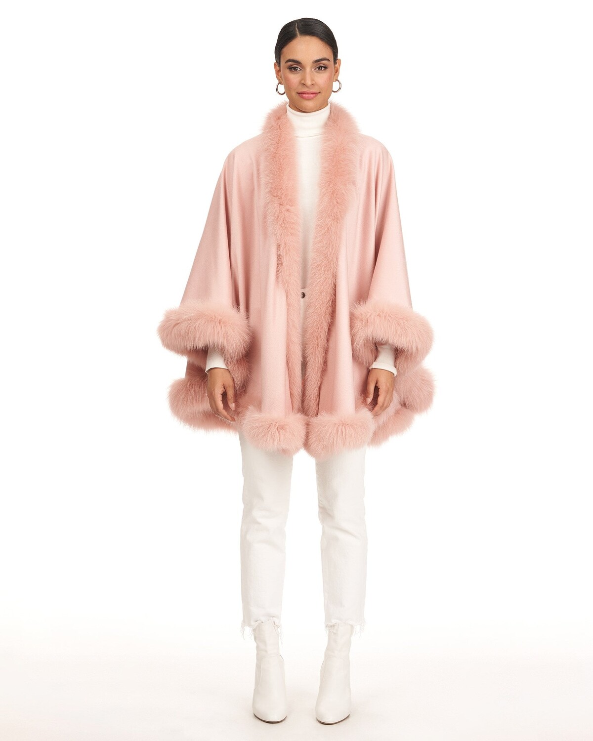 

Кашемировая накидка с отделкой из лисы GORSKI, цвет Light Pink