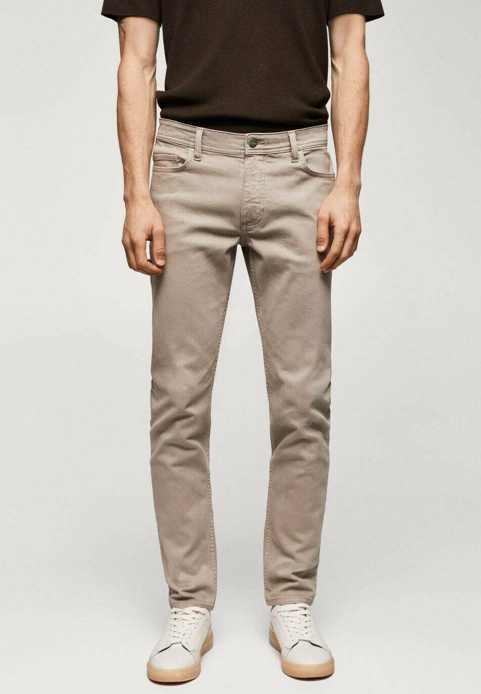 

Джинсы Slim fit Mango