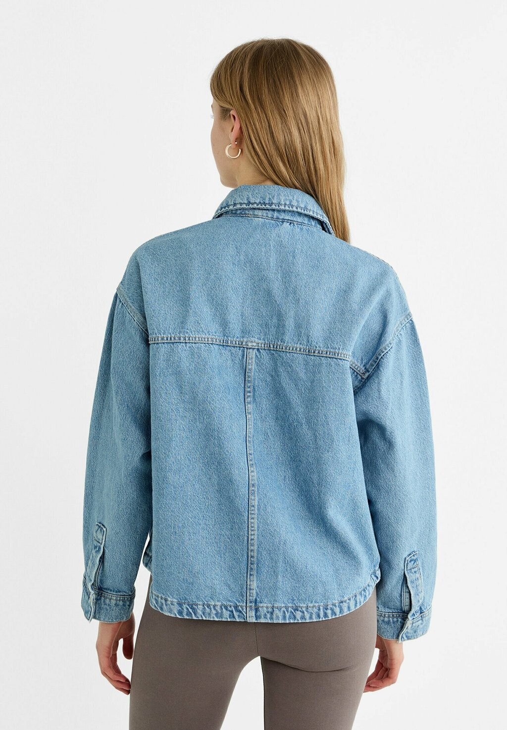 

Джинсовая куртка With Front Pockets Stradivarius, темно-синий