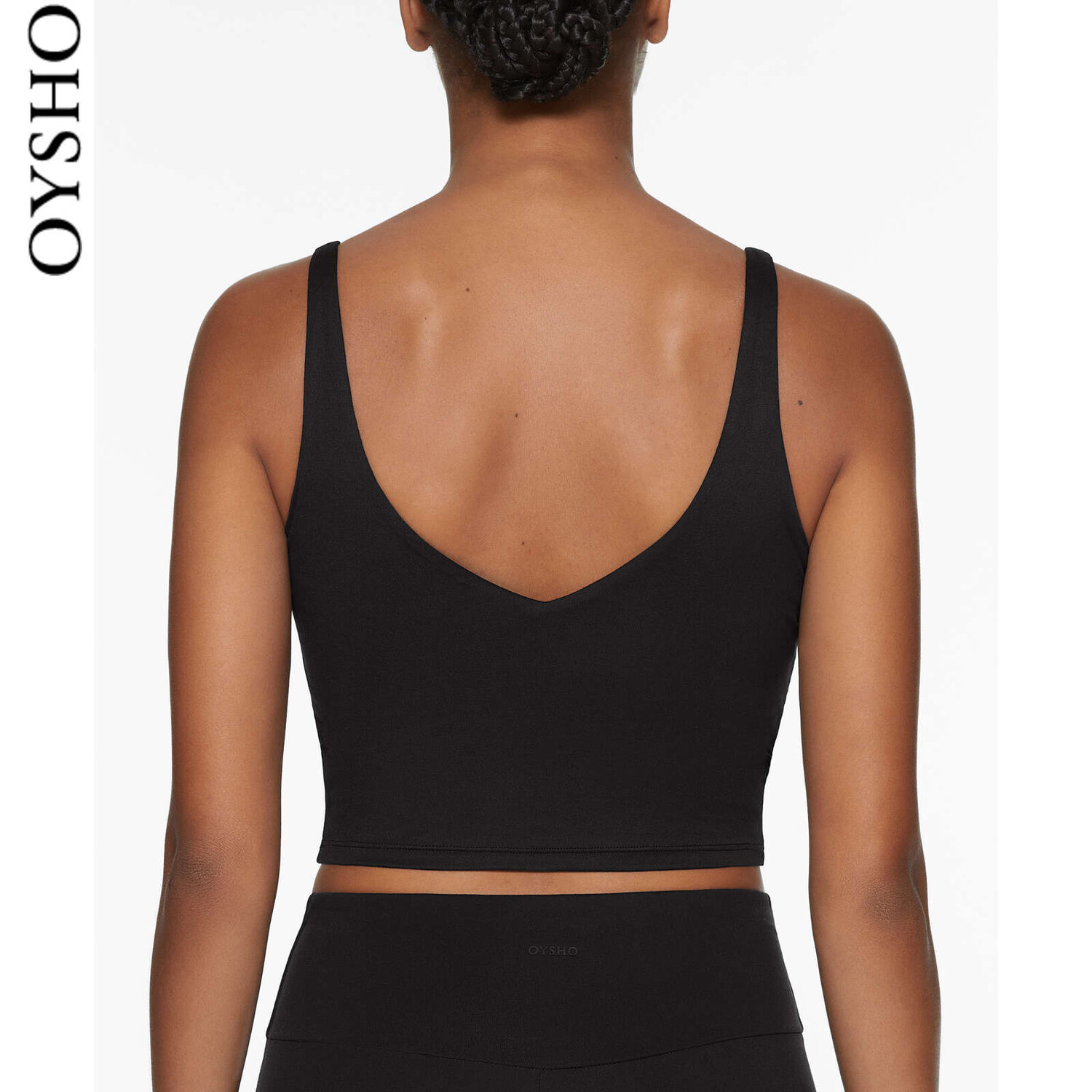 

Топ короткий Oysho, черный