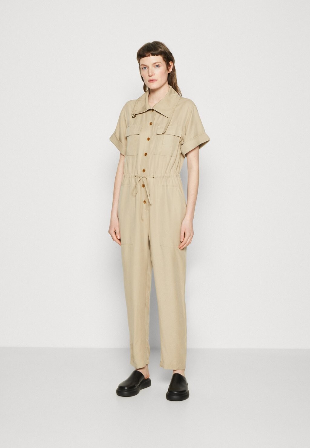 

Комбинезон Banana Republic
