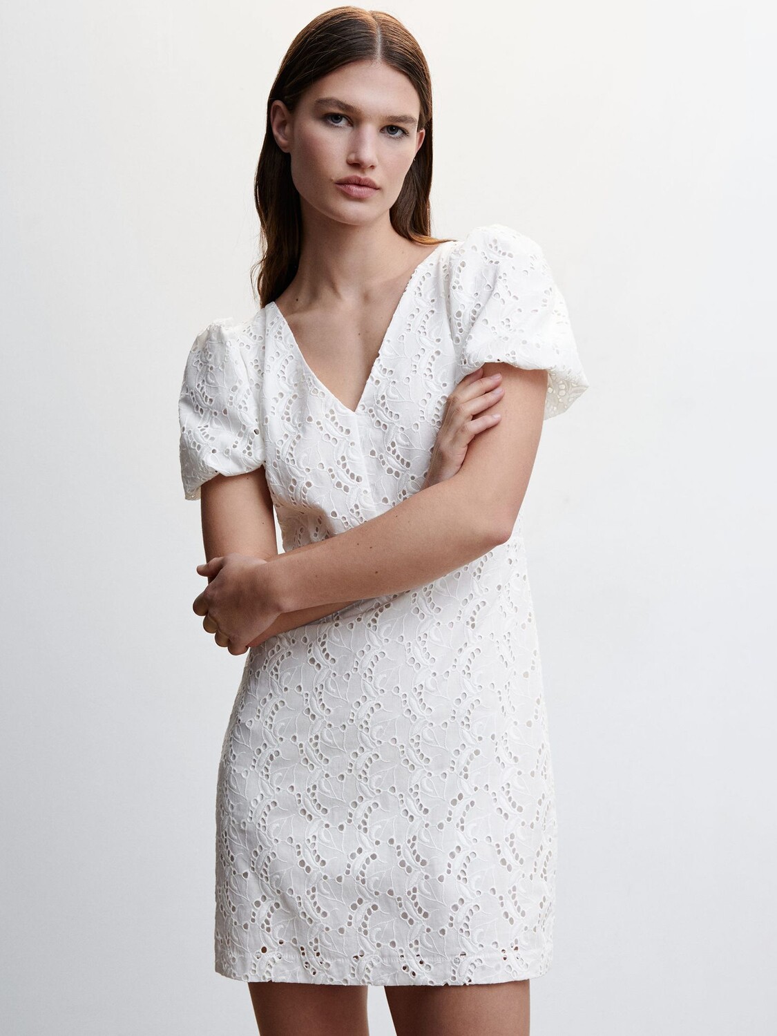 

Мини-платье Mango Dakota, белое