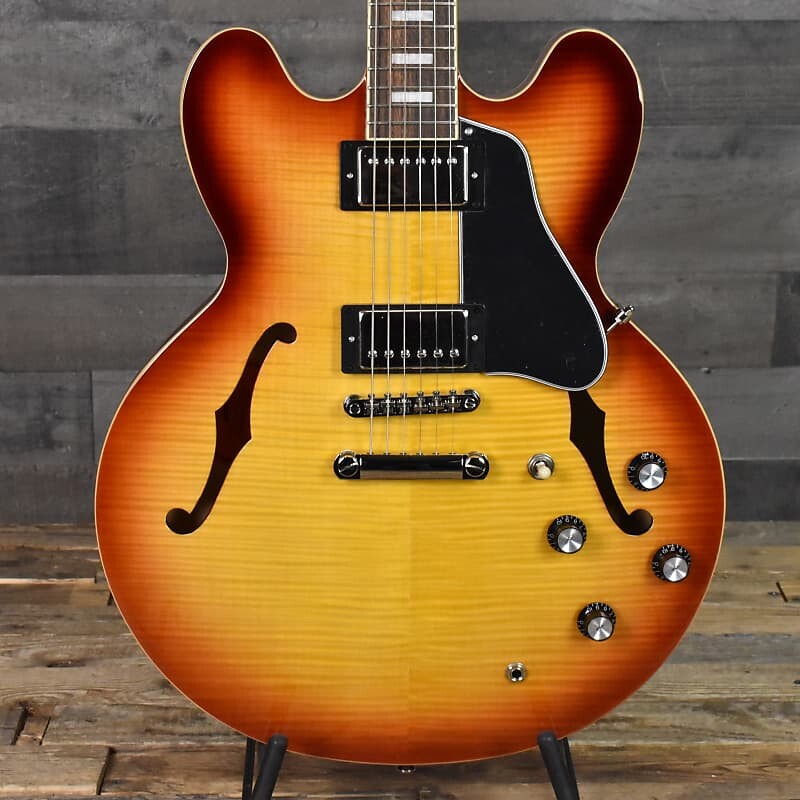 

Электрогитара Epiphone ES-335 Flame Maple Top - Raspberry Tea Burst SN: 2490