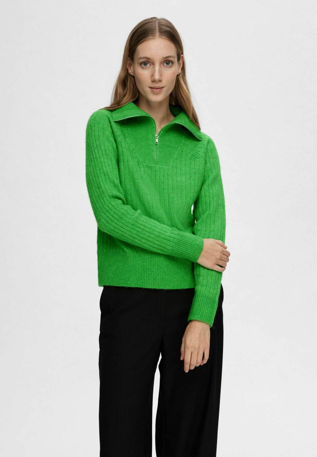 Вязаный свитер HALF-ZIP Selected Femme, цвет classic green