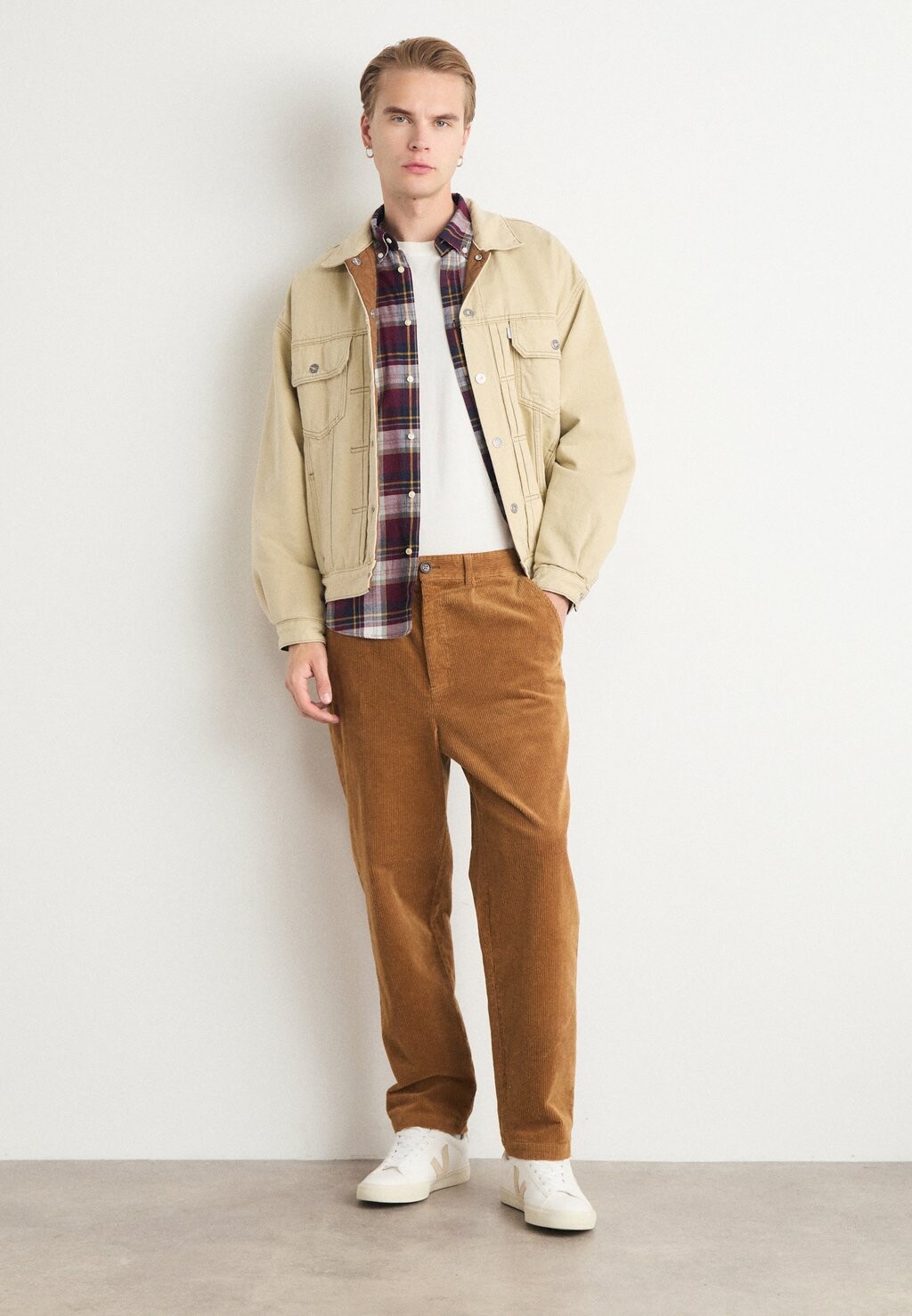 

Тканевые брюки RELAXED Barbour, цвет Dark Honey