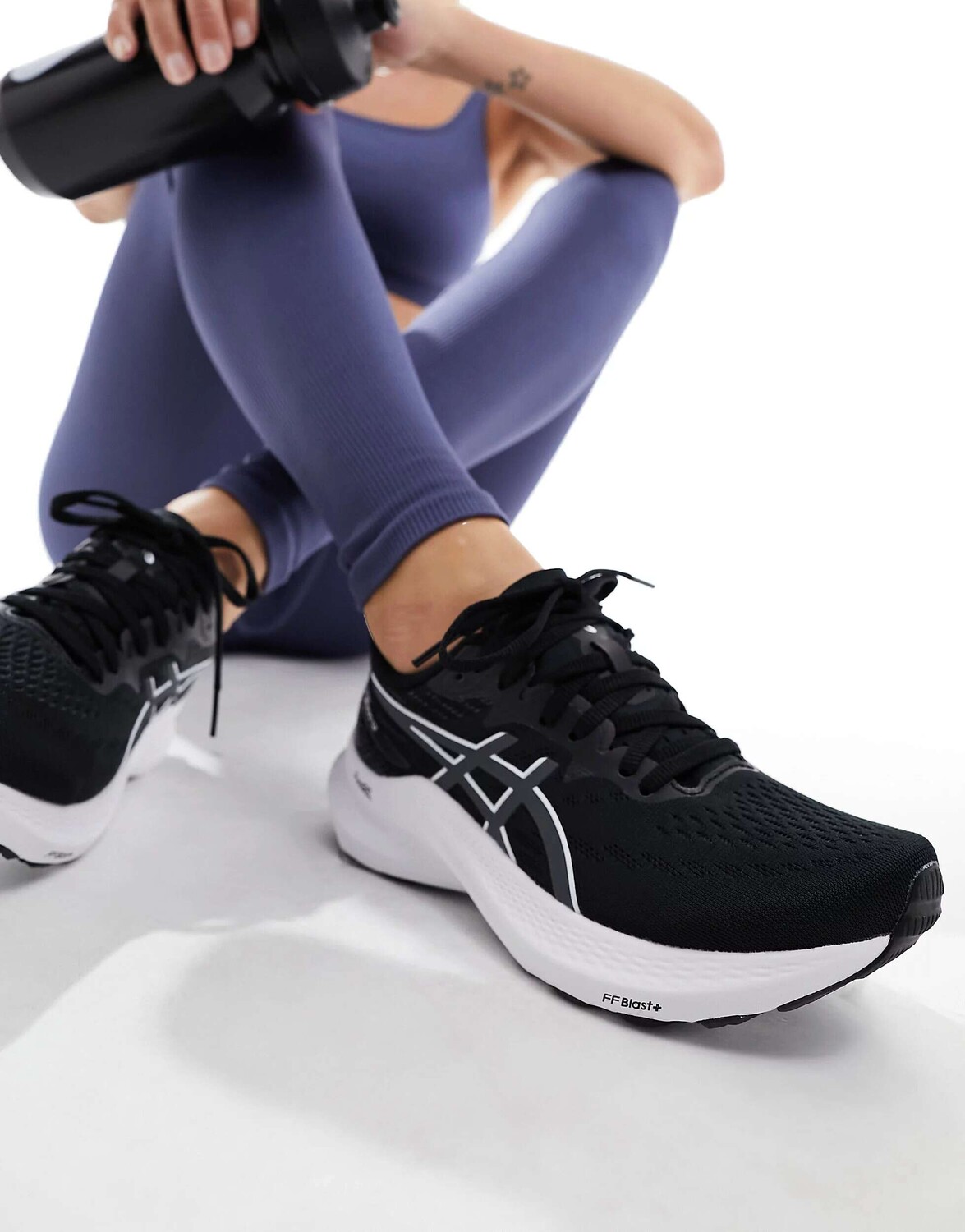 

Черные кроссовки для стабилизации бега Asics GT-2000 12, Черный