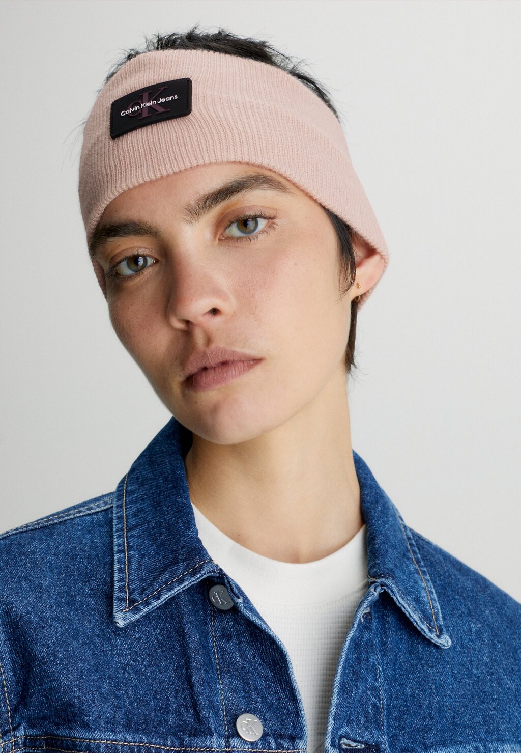 

Грелки для ушей Calvin Klein Jeans МОНОЛОГ, розовый