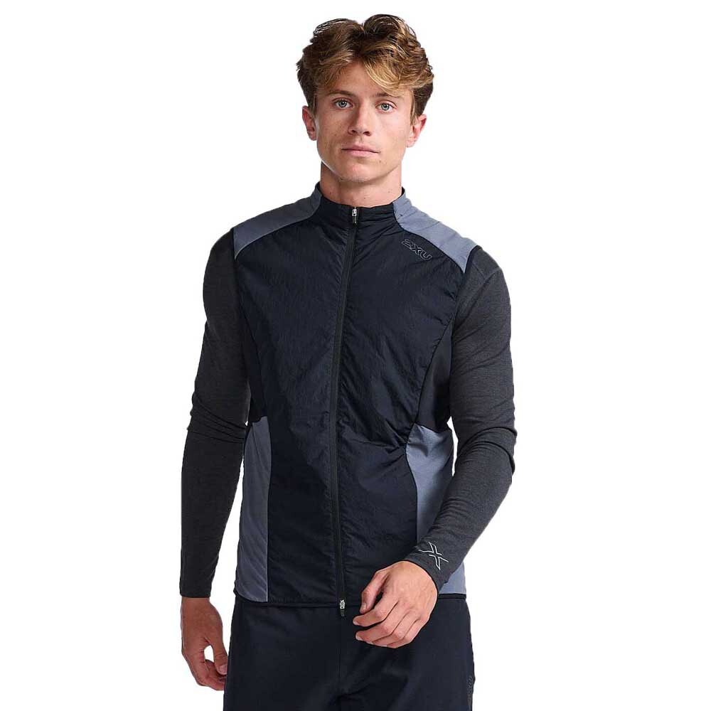 

Жилет 2XU Light Speed Hybrid, черный