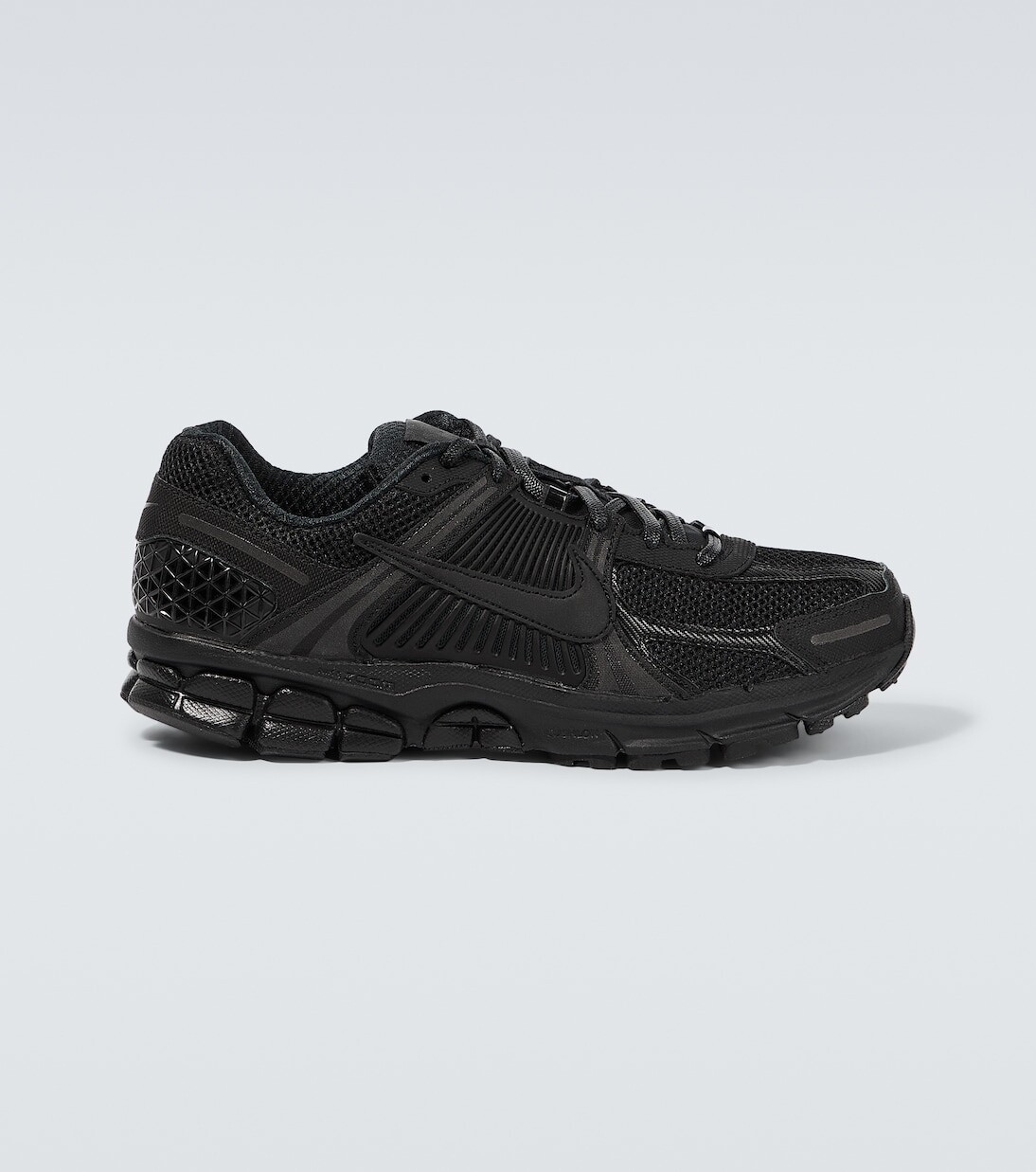 

Кроссовки Zoom Vomero 5 SP Nike, черный