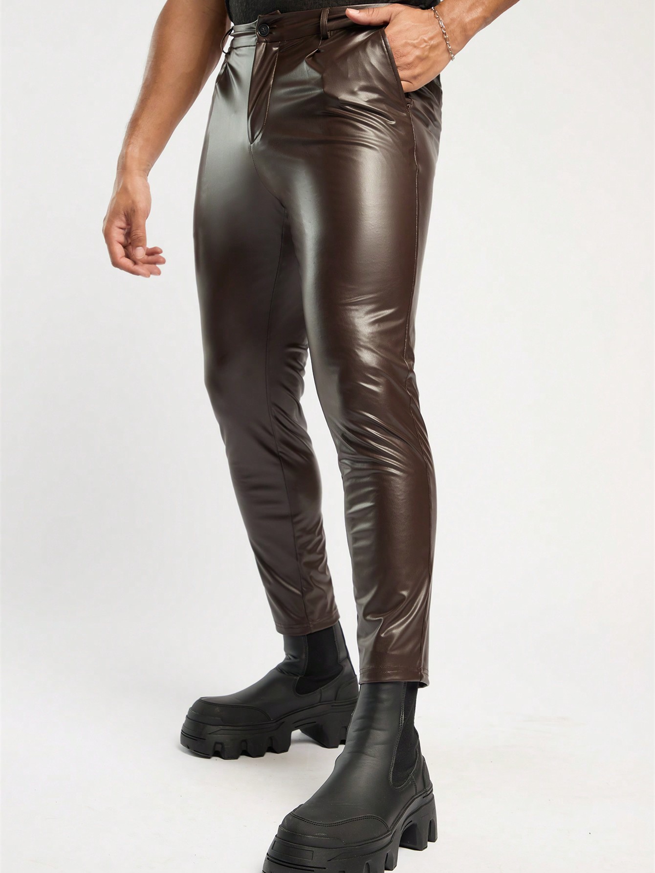 Forever 21 Мужские коричневые облегающие брюки из искусственной кожи 9/10, коричневый весенние модные мужские модные брюки из искусственной кожи в рок стиле мужские облегающие мотоциклетные брюки из искусственной кожи