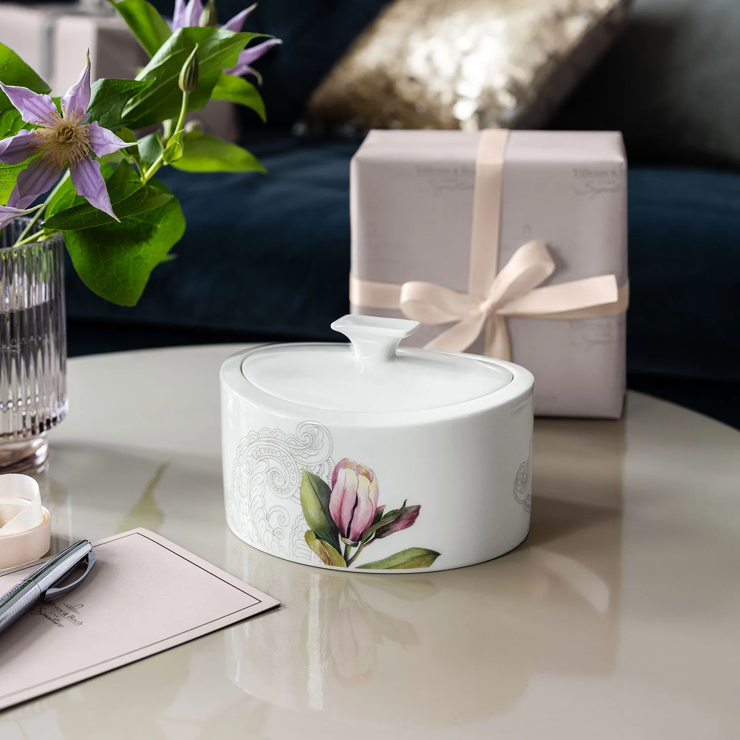

Банка Quinsai Garden круглая Villeroy & Boch Signature, мультиколор