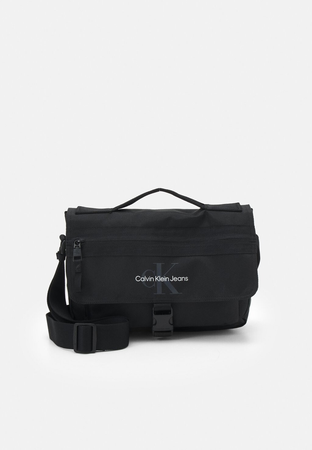 

Сумка через плечо SPORT ESSENTIALS MESSENGER Calvin Klein Jeans, цвет black