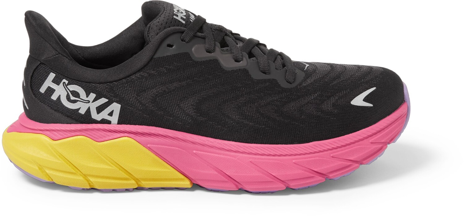 

Кроссовки для бега по шоссе Arahi 6 — женские HOKA, черный