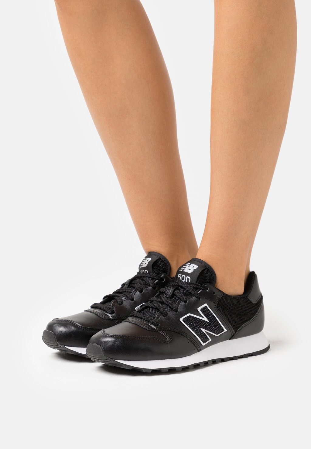 

Кроссовки New Balance, черный
