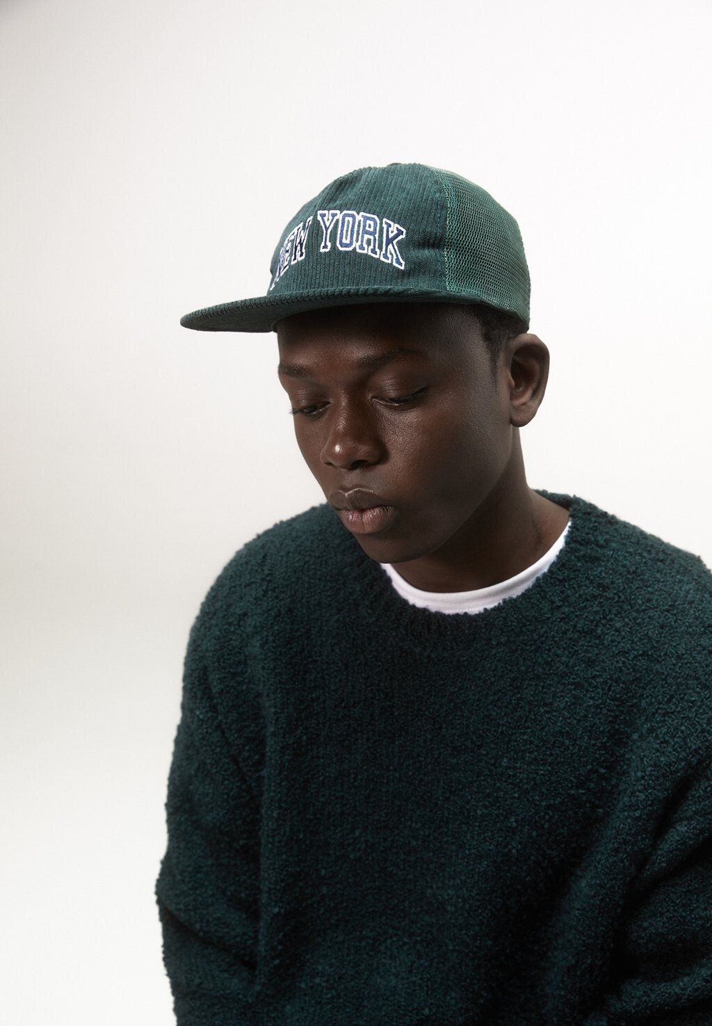 

Бейсболка NEW YORK TRUCKER PULL&BEAR, цвет green