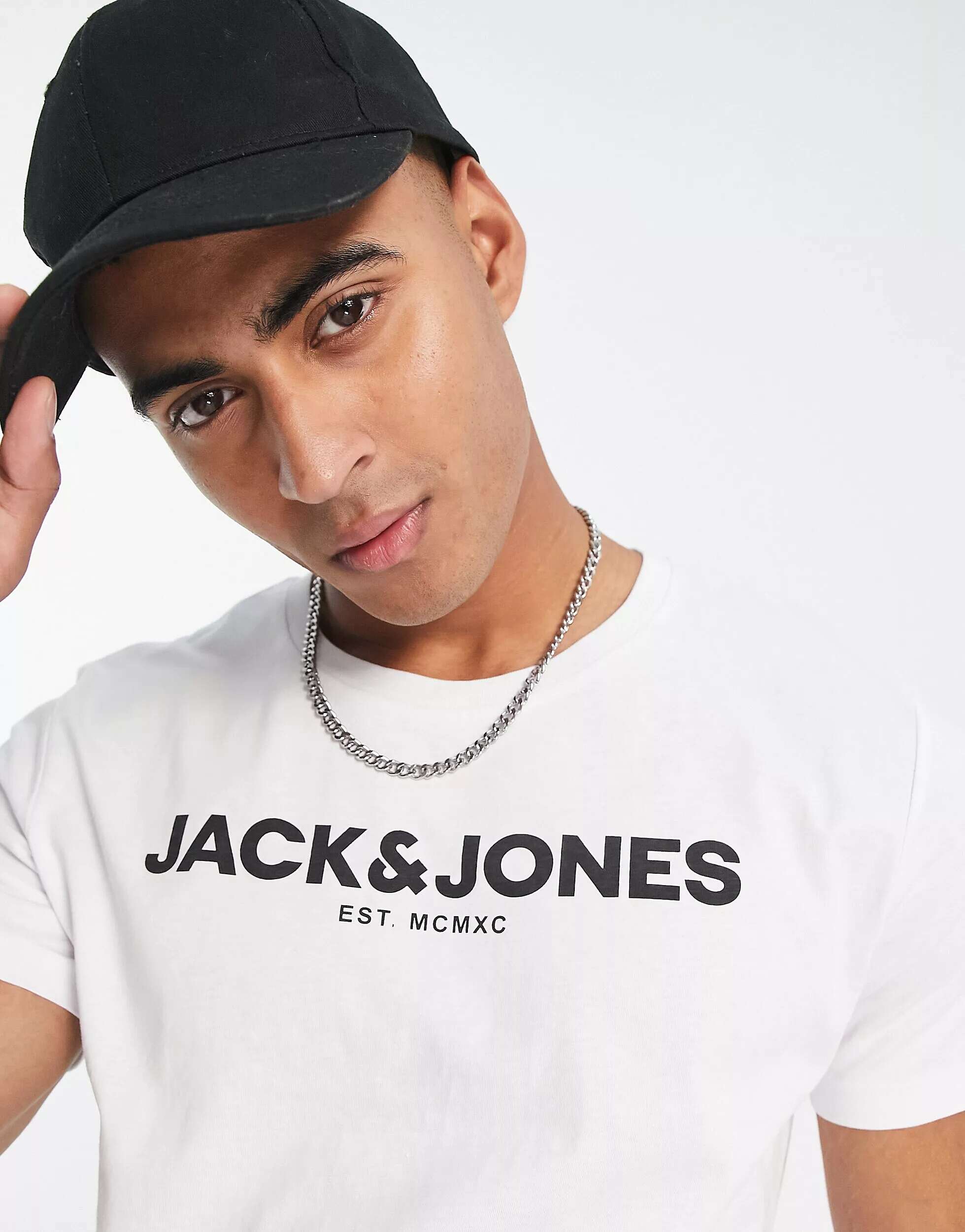 цена Белая футболка с логотипом Jack & Jones