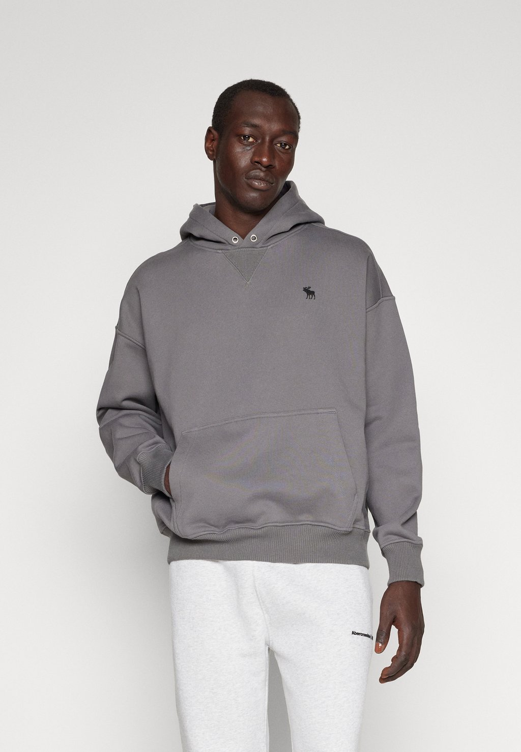 

Толстовка Heavyweight Icon Popover Hoodie Abercrombie & Fitch, цвет grey