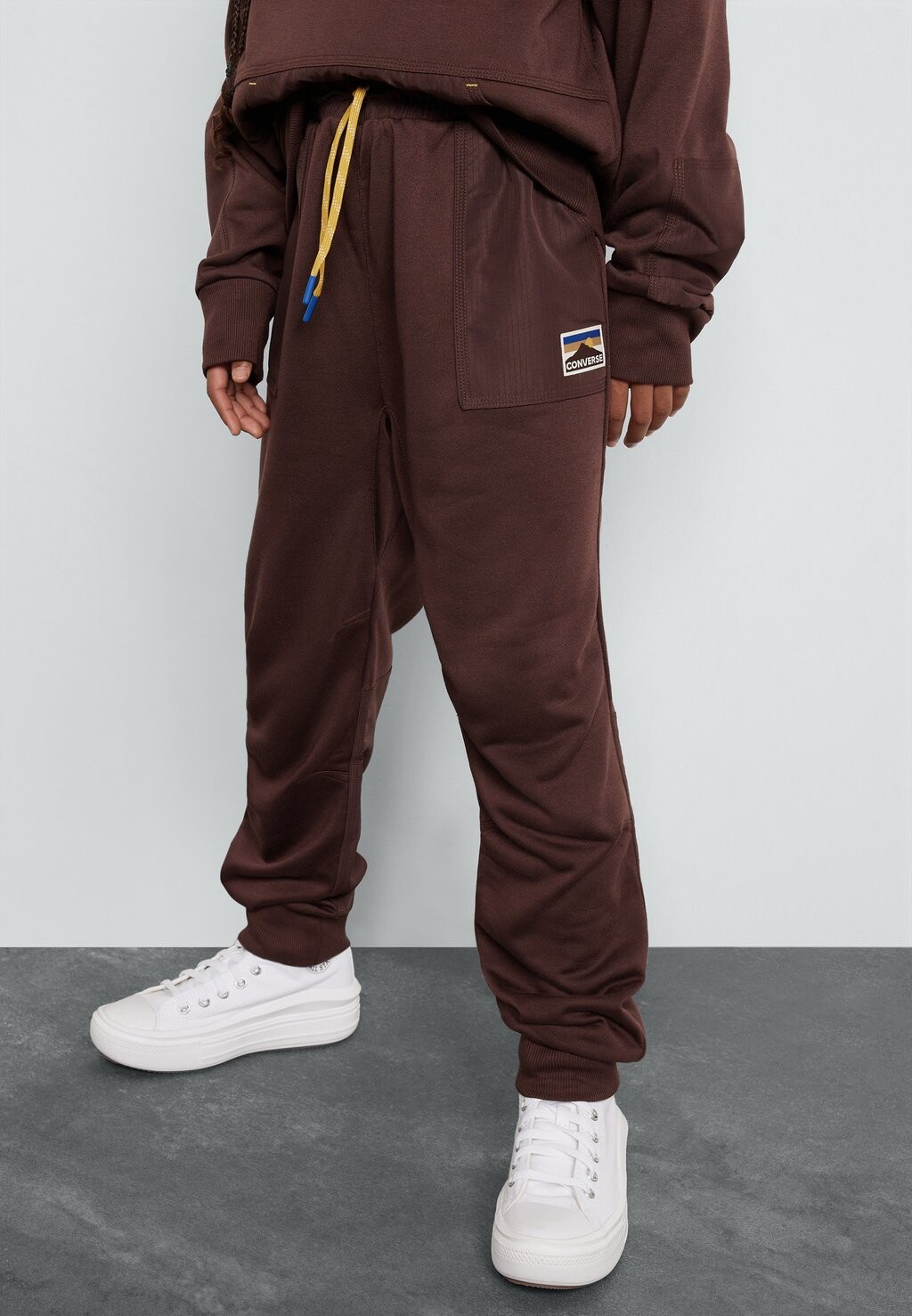 

Спортивные брюки Geared Up Blocked Mix Pant Unisex Converse, цвет eternal earth