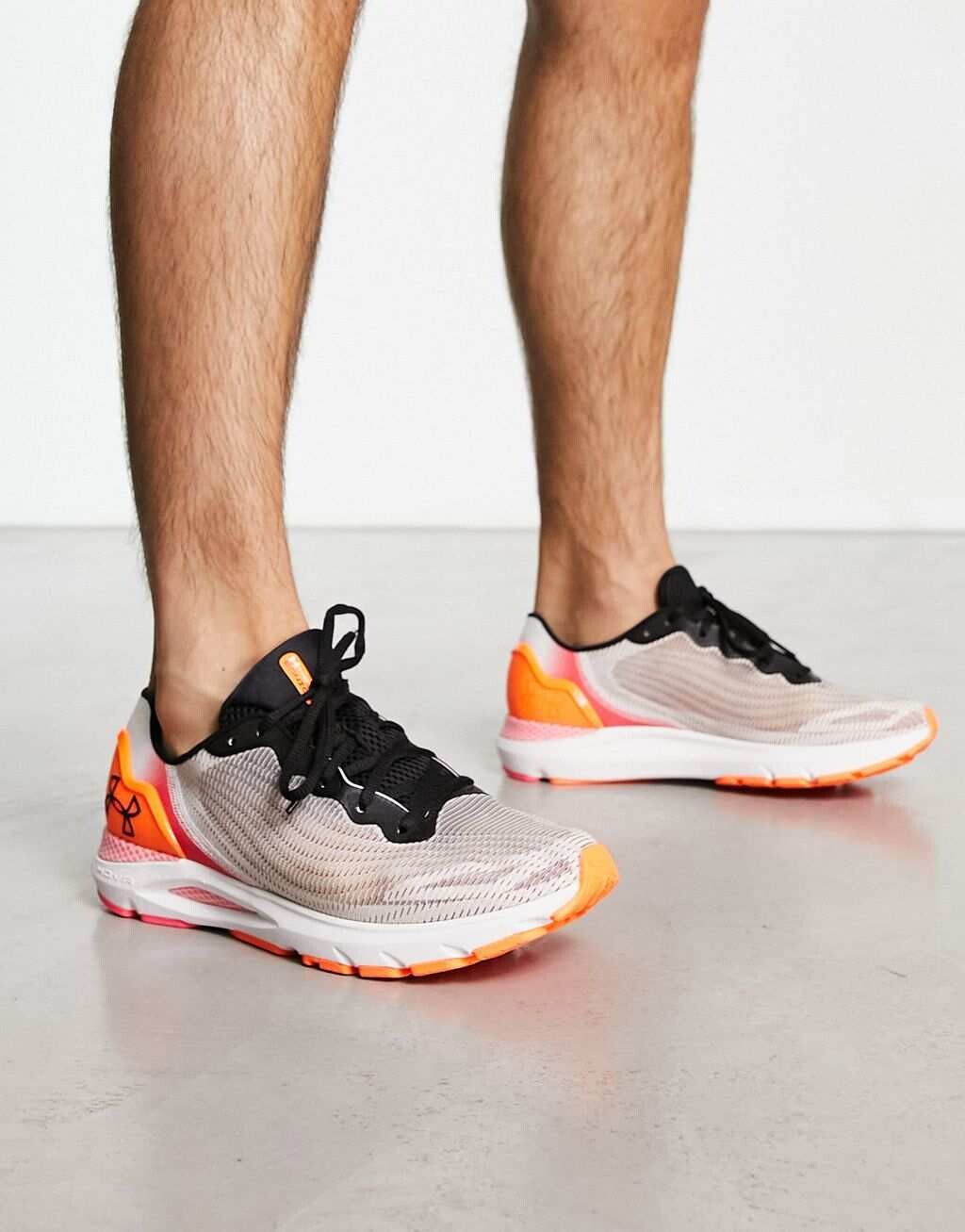 

Черные кроссовки Under Armour Running UA HOVR Sonic 6 BRZ, Черный