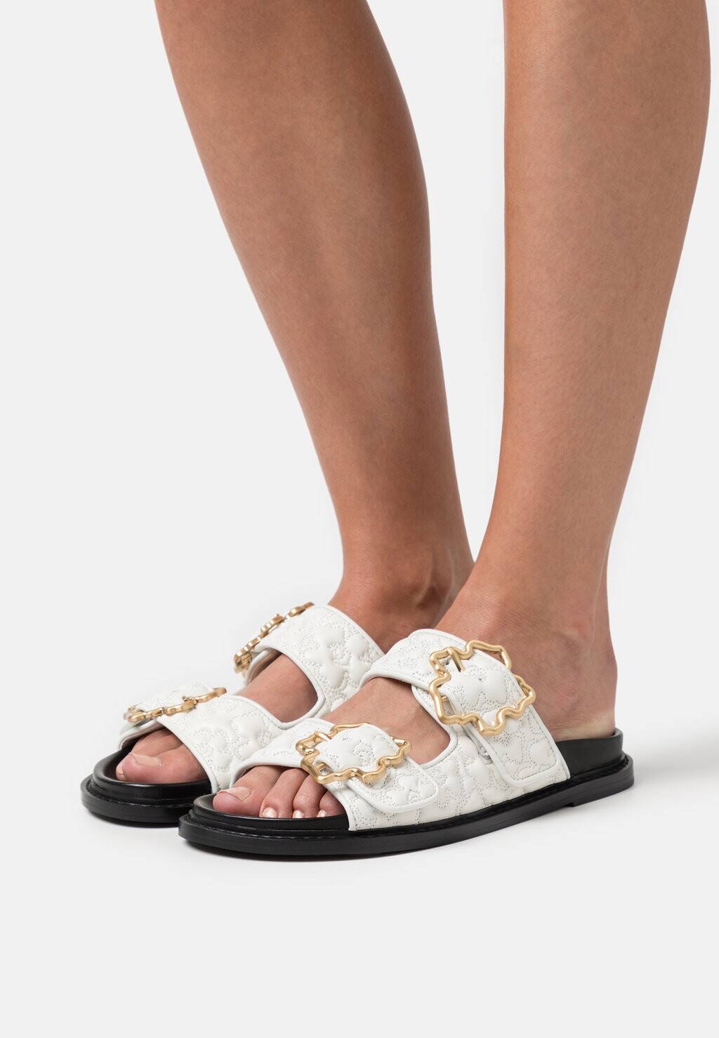 

Шлепанцы Ted Baker, белый