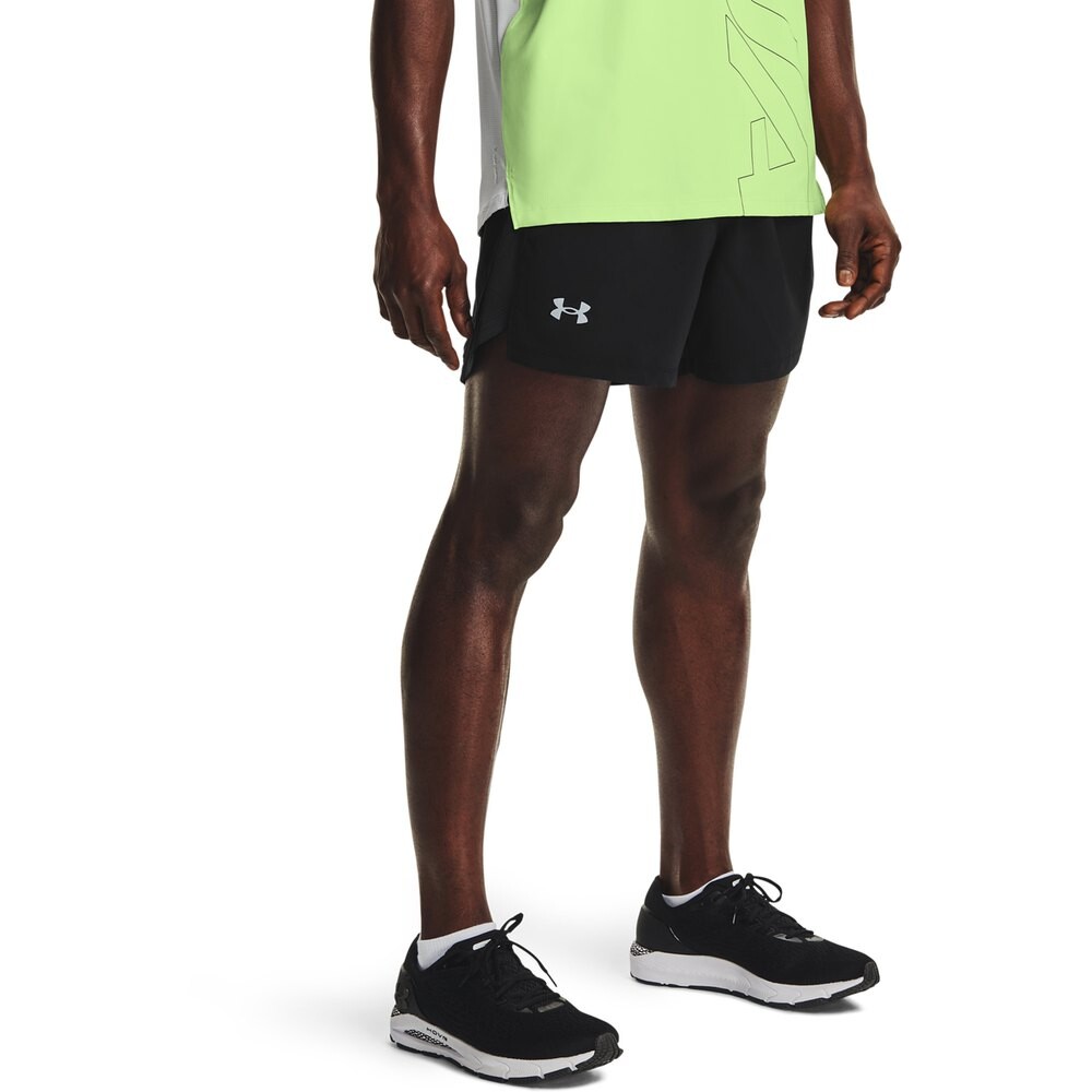 

Шорты Under Armour Launch Run, черный