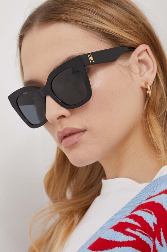 

Солнцезащитные очки Tommy Hilfiger, черный