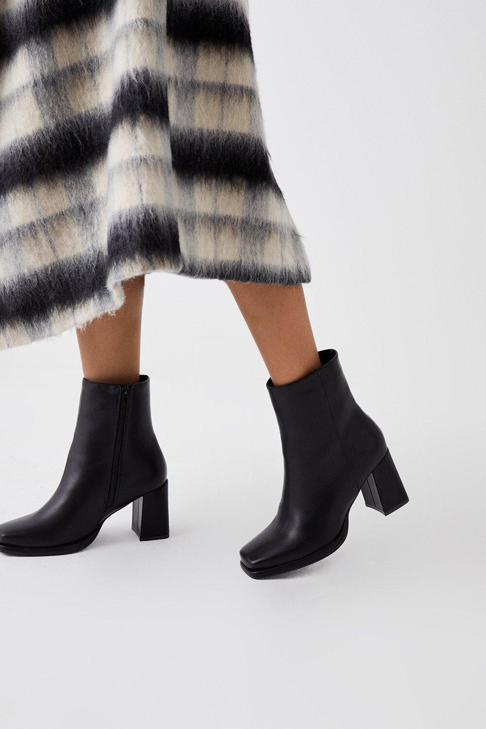 

Широкие ботильоны Anna с квадратным носком и заостренным каблуком Dorothy Perkins, черный