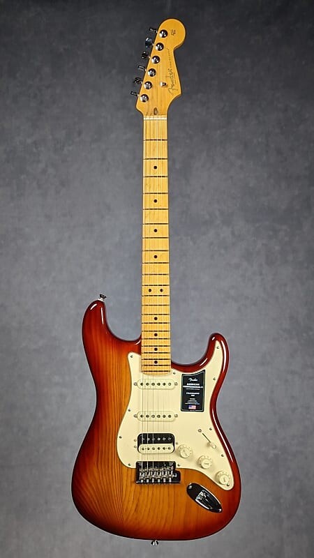

American Professional II Stratocaster, HSS Fender AM Pro II Strat