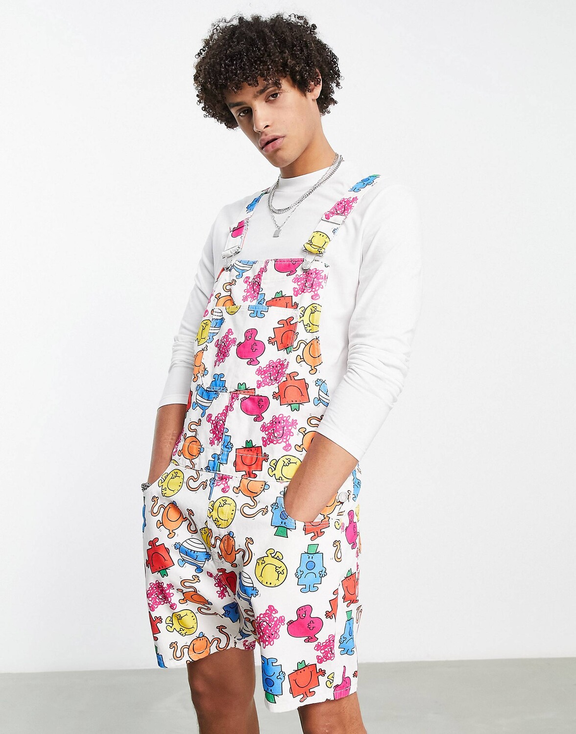 

Короткий комбинезон с принтом Mr Men ASOS DESIGN