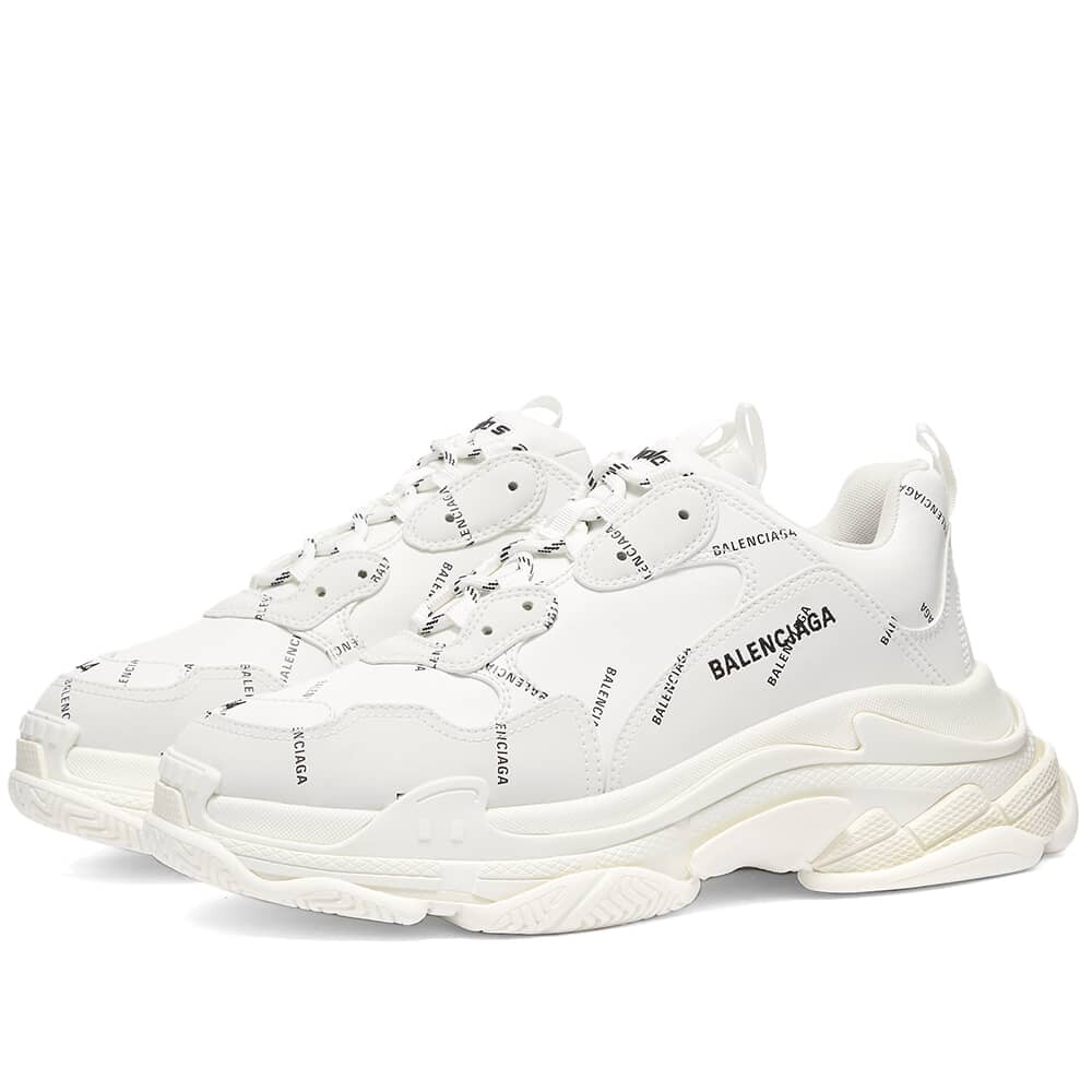 

Кроссовки Balenciaga All Over Logo Triple S Sneaker