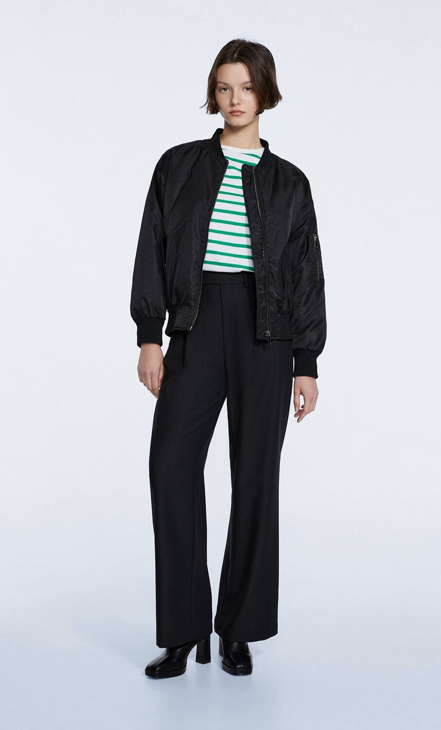 

Базовый топ Stradivarius