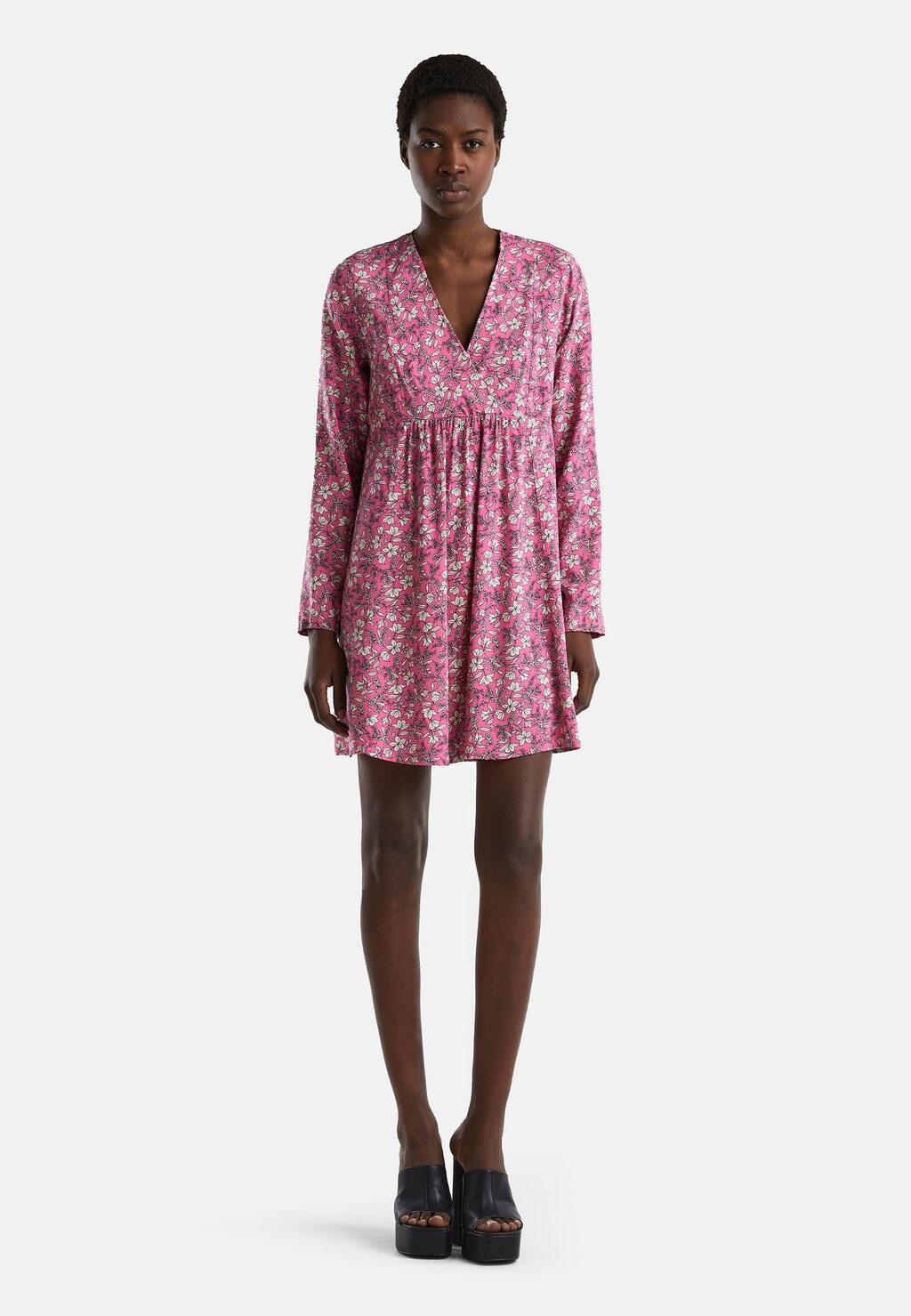 

Летнее платье United Colors of Benetton