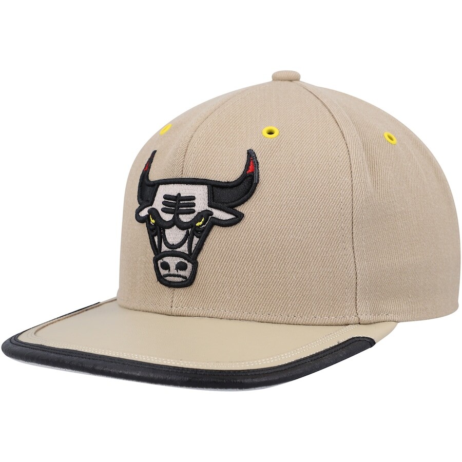 

Бейсболка Mitchell & Ness Chicago Bulls, хаки