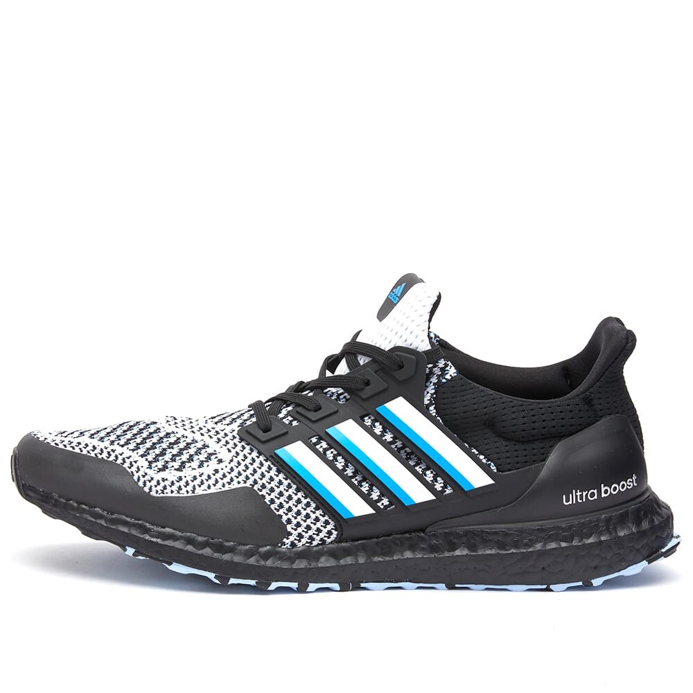 

Кроссовки Adidas Ultraboost 1.0 x Hawks