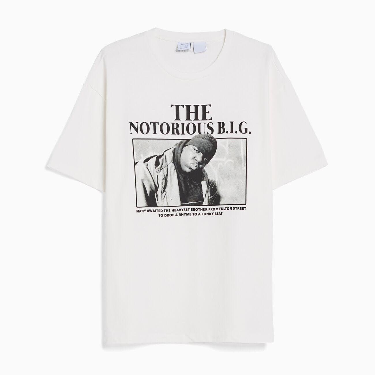 

Футболка Bershka The Notorious B.I.G. Boxy Fit Short Sleeve, белый