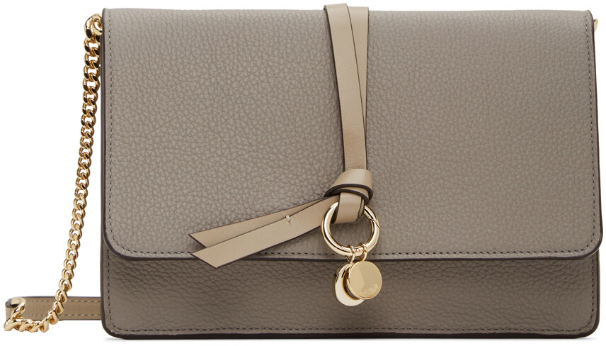 

Серый клатч Alphabet Chloé