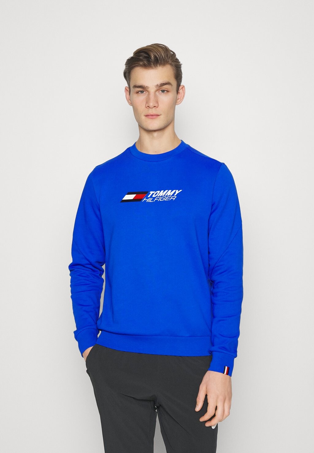 

Толстовка Tommy Hilfiger, синий