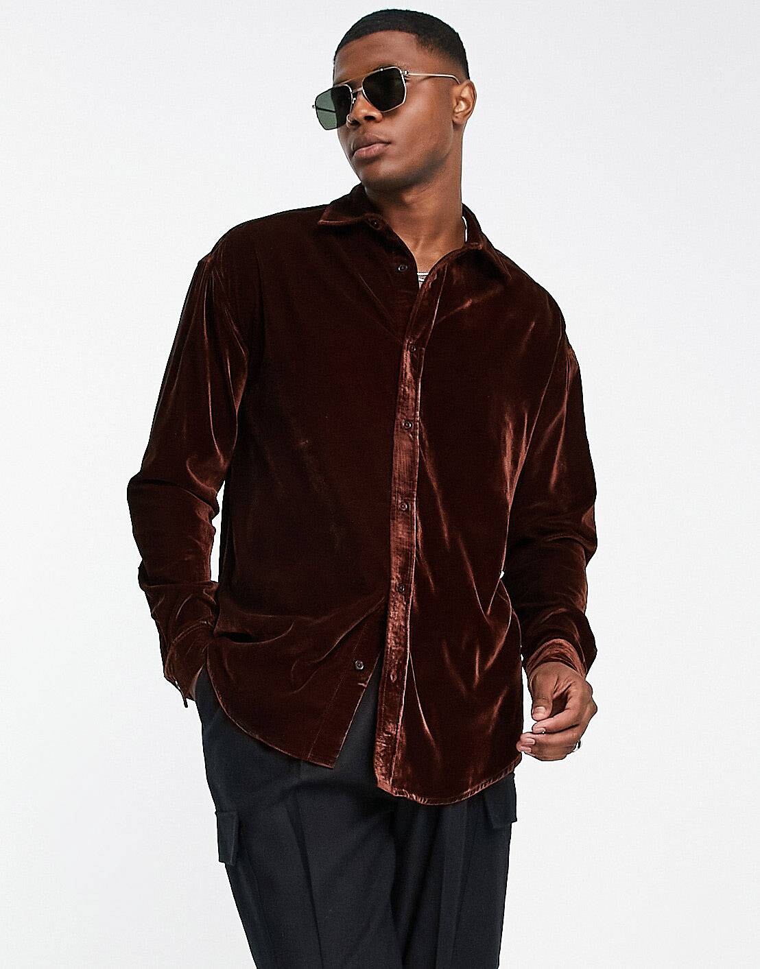 

Темно-коричневая бархатная рубашка оверсайз ASOS DESIGN