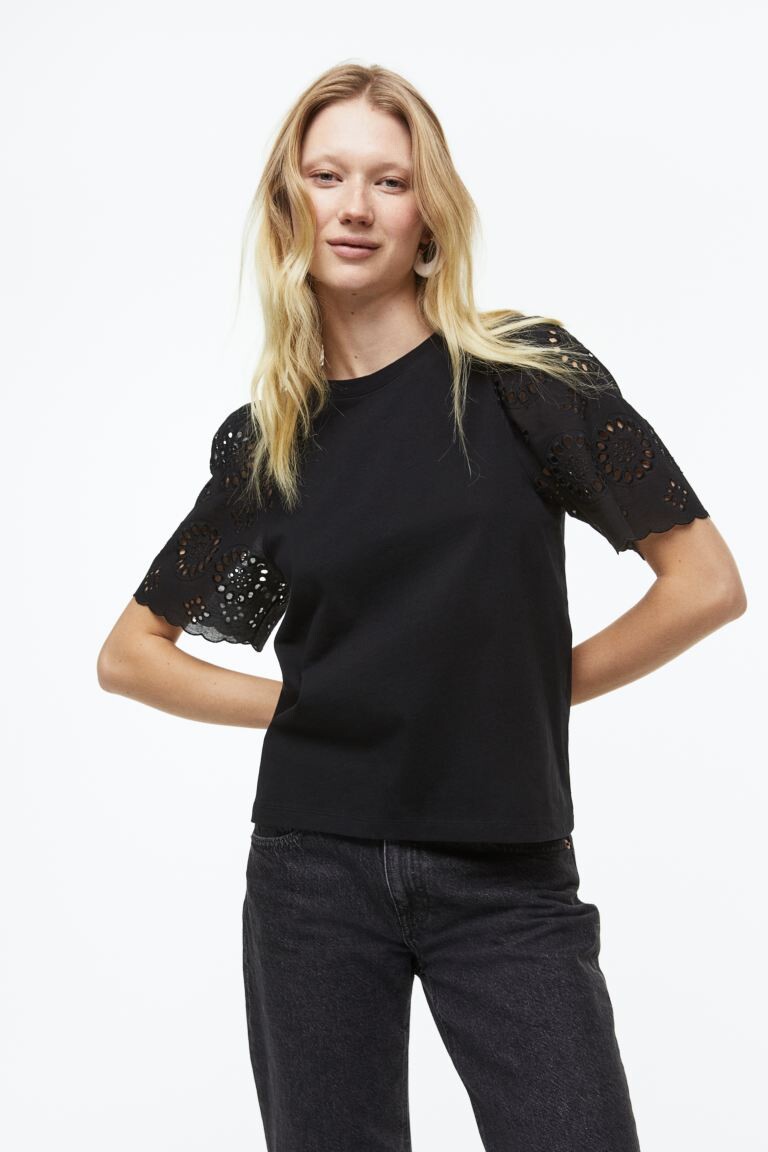 

Футболка с английской вышивкой H&M, черный