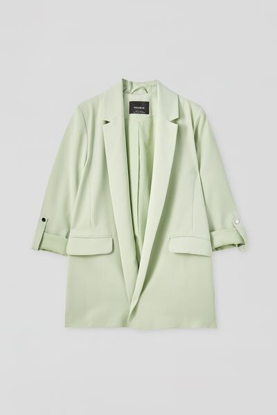 

Базовый блейзер с отворотами PULL&BEAR
