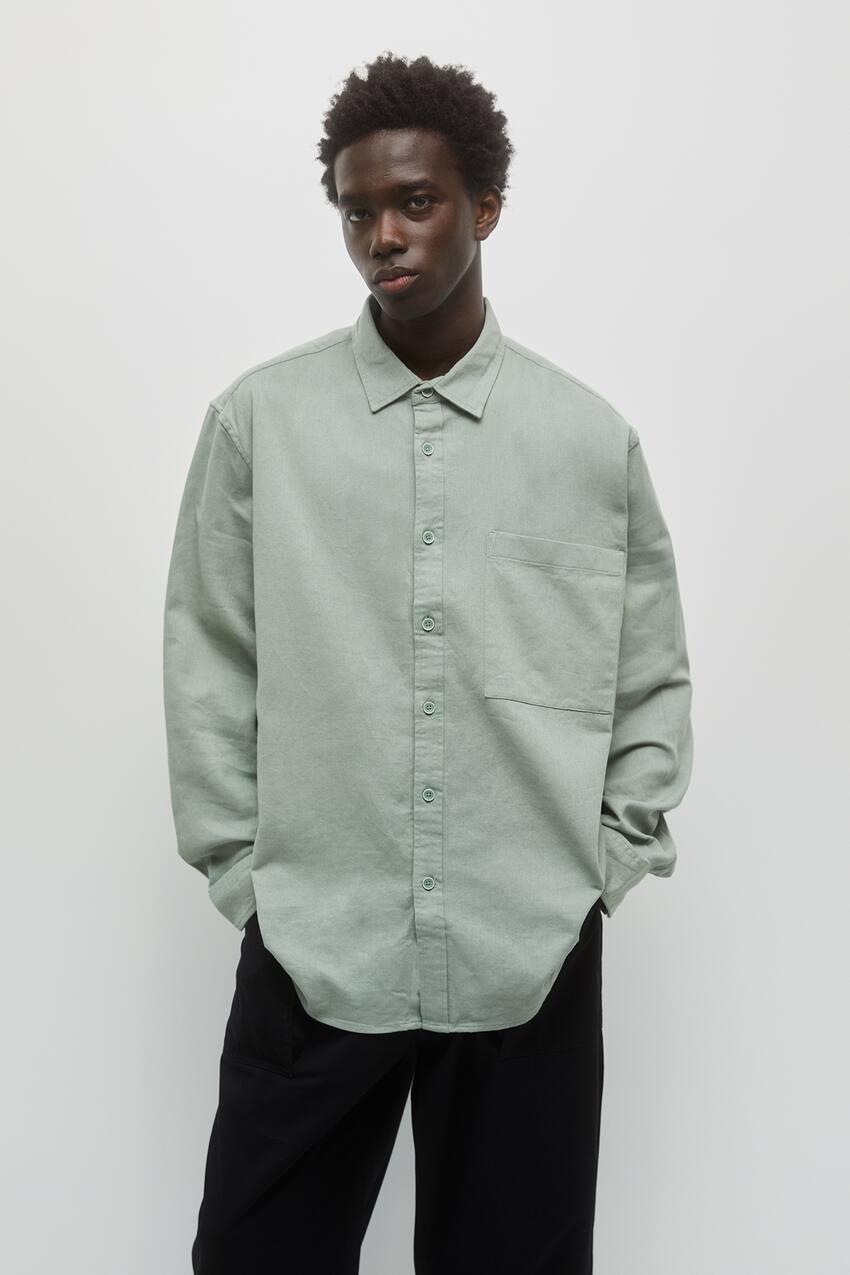

Базовая рубашка с длинным рукавом Pull&Bear