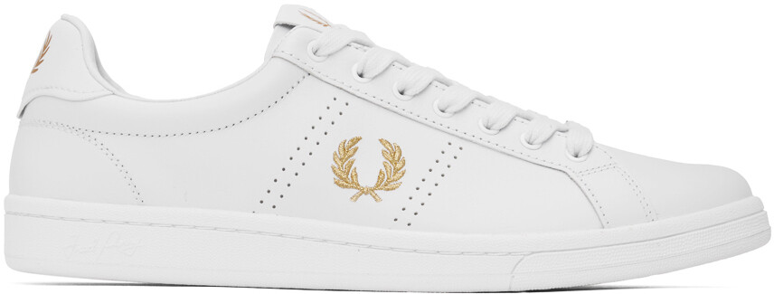 

Белые кроссовки B721 Fred Perry