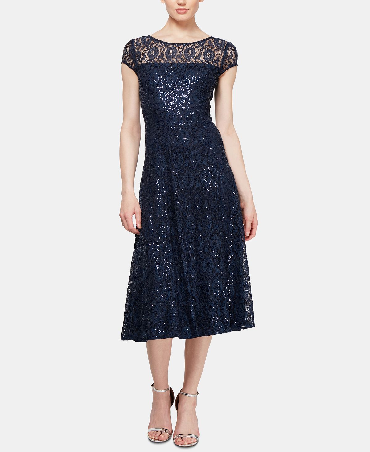 цена Кружевное платье миди с пайетками SL Fashions, синий
