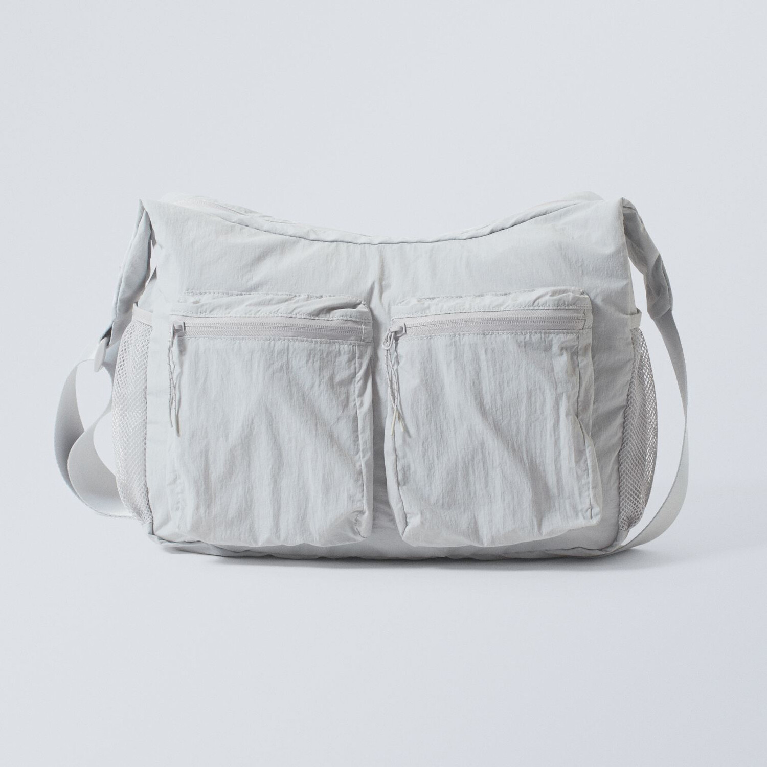 

Сумка Weekday Shoulder, светло-серый