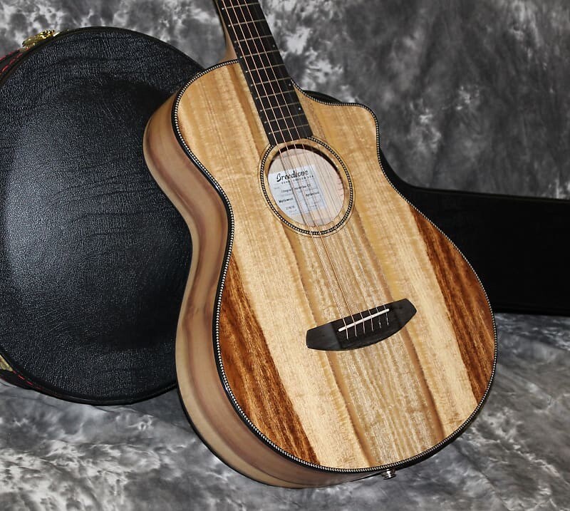 

2023 Breedlove - Орегон Концертина CE - Миртлвуд Oregon Concertina CE Myrtlewood