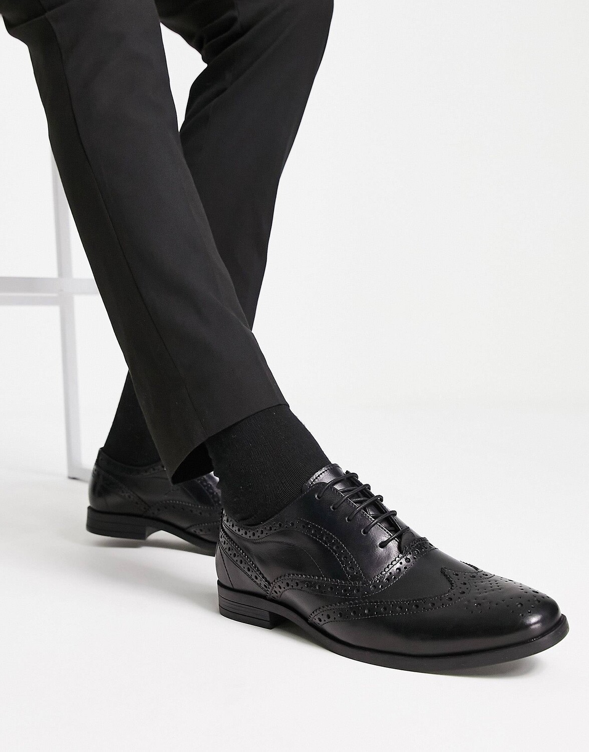 

Черные кожаные оксфорды броги ASOS DESIGN